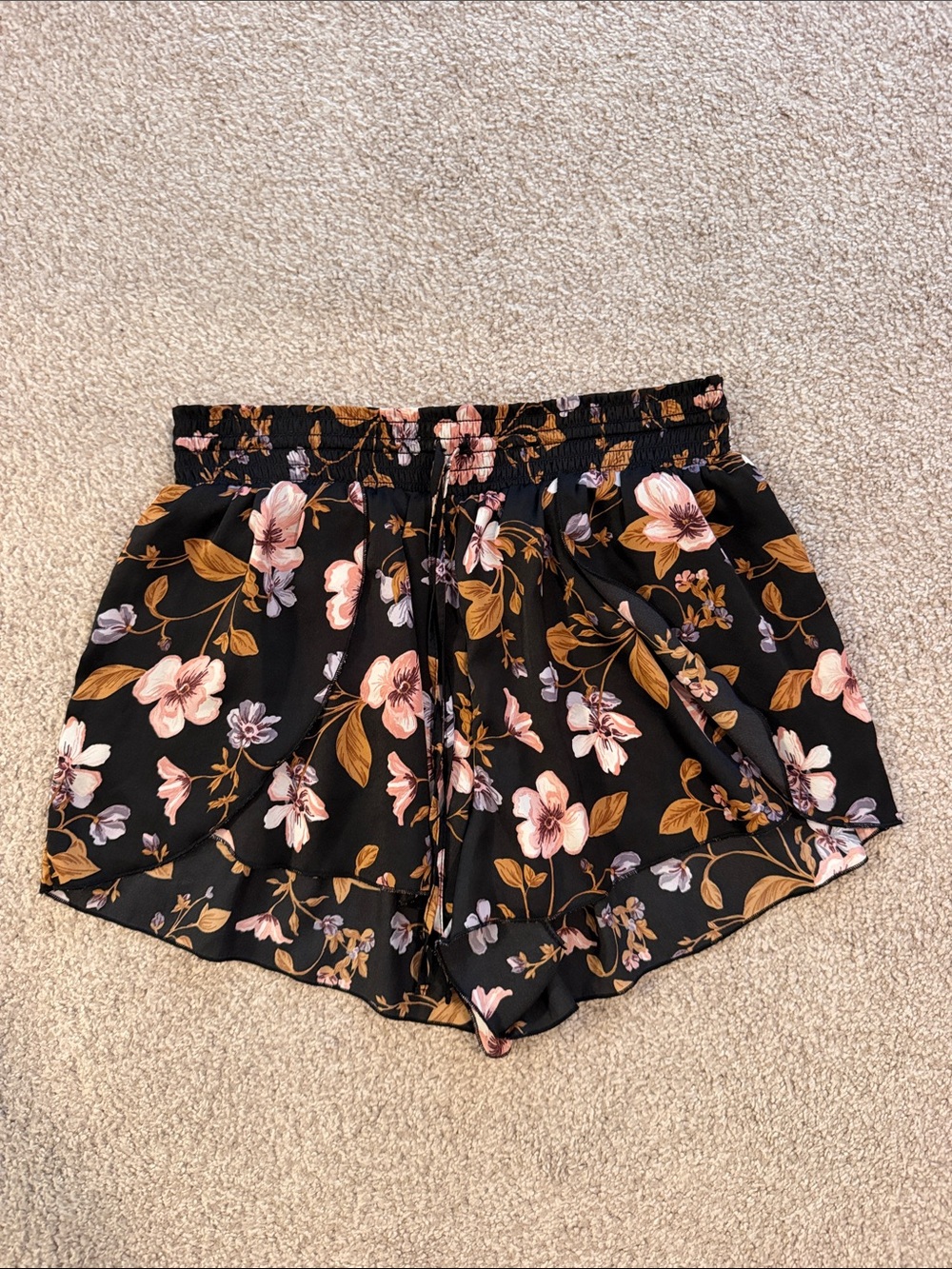 American Eagle Outfitters Black Floral Drawstring Casual Shorts